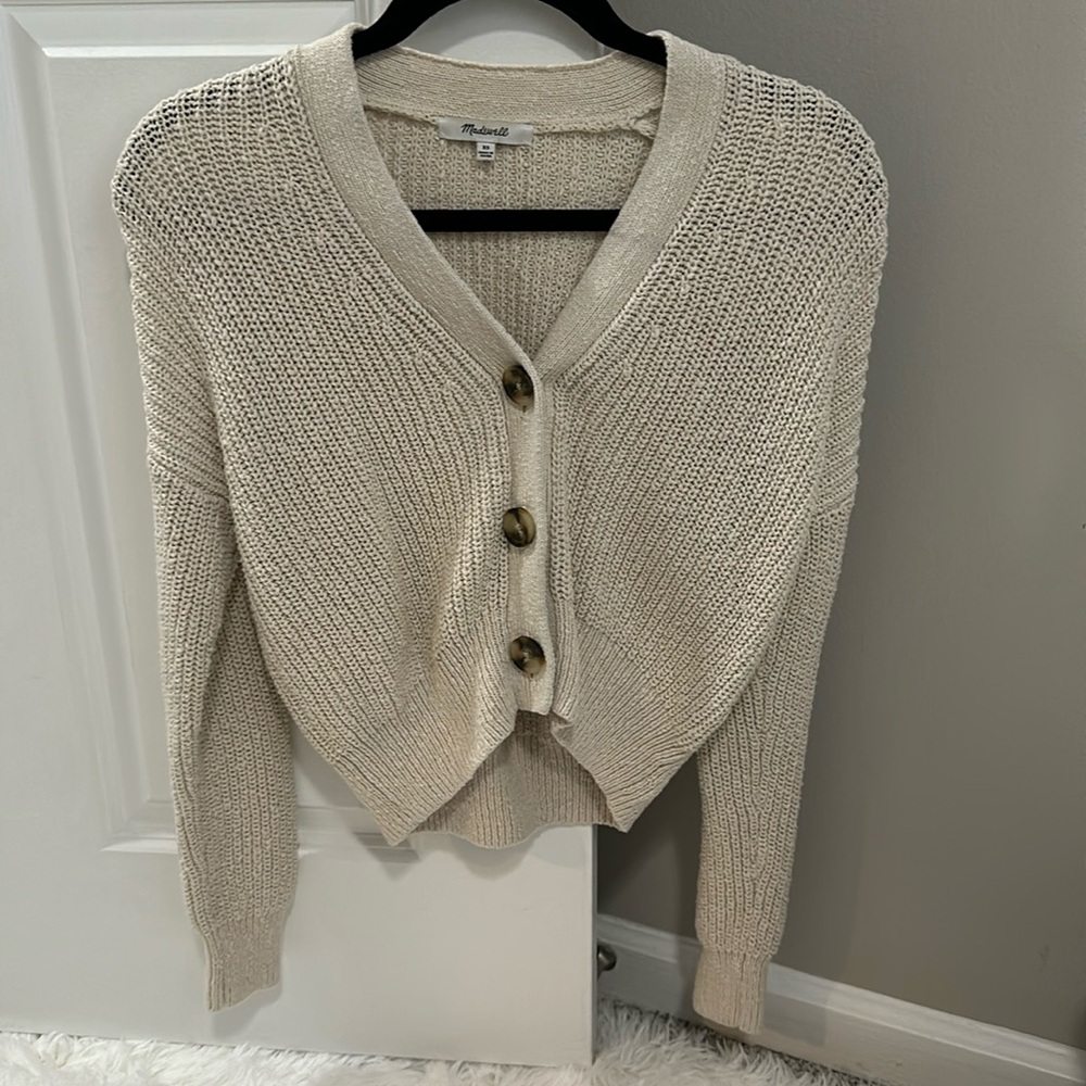 Cream White Longsleeve V Neck Cardigan Size XS